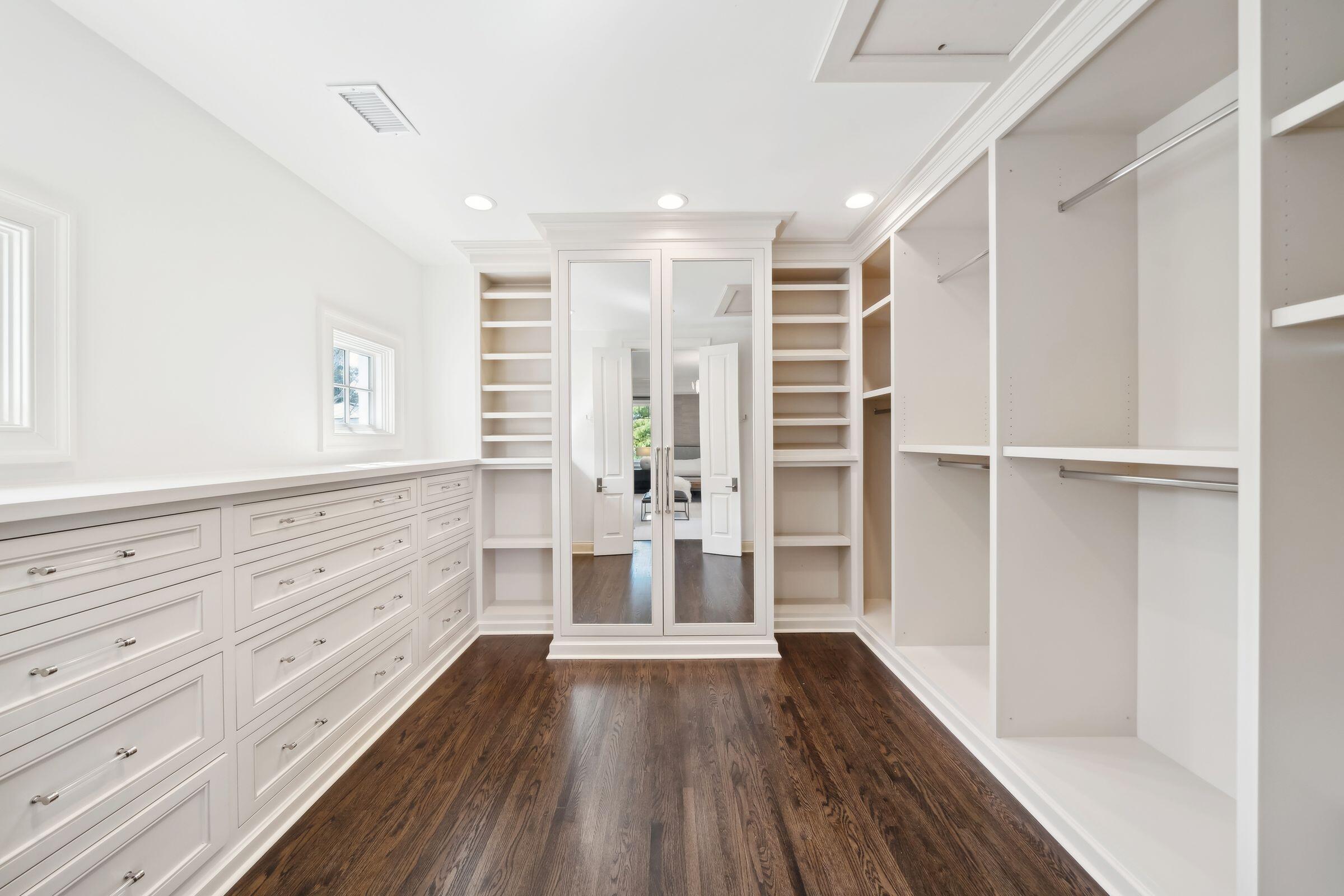 14 Jamestown Road Charleston, SC 29407 - Photo 42 of 86 primary closet