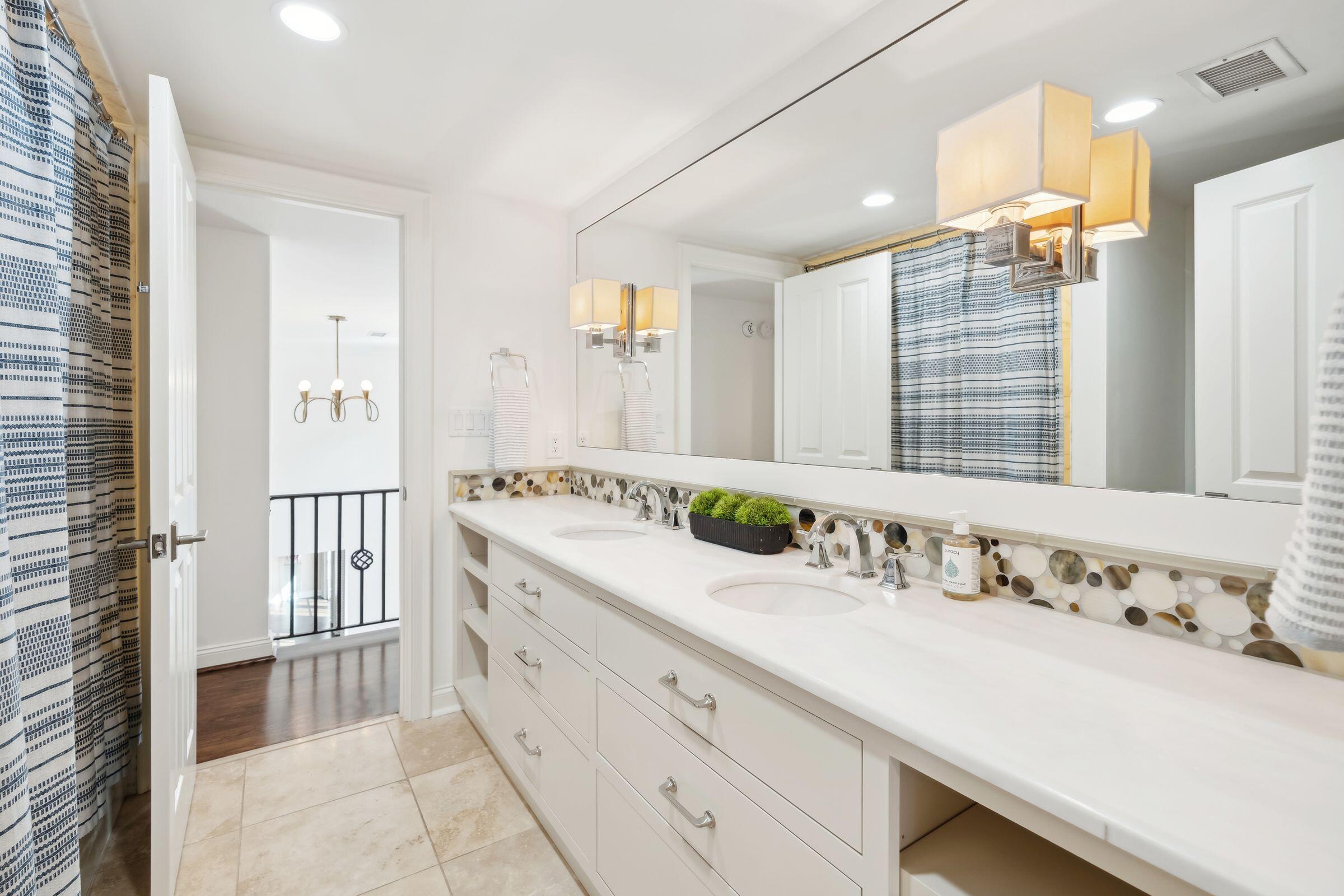 14 Jamestown Road Charleston, SC 29407 - Photo 58 of 86 upstairs bath