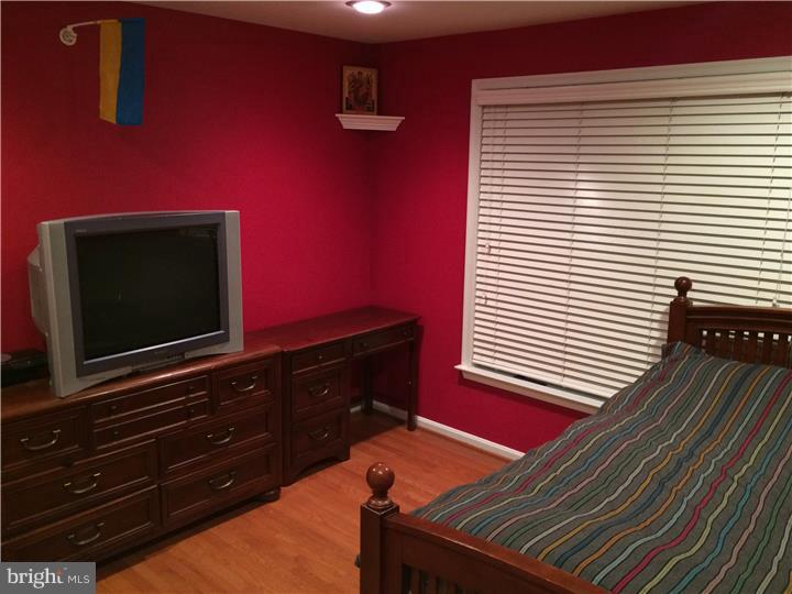 887 Chatfield Road, Unit 7 Warrington, PA 18976 - Photo 11 of 17 Bedroom 2