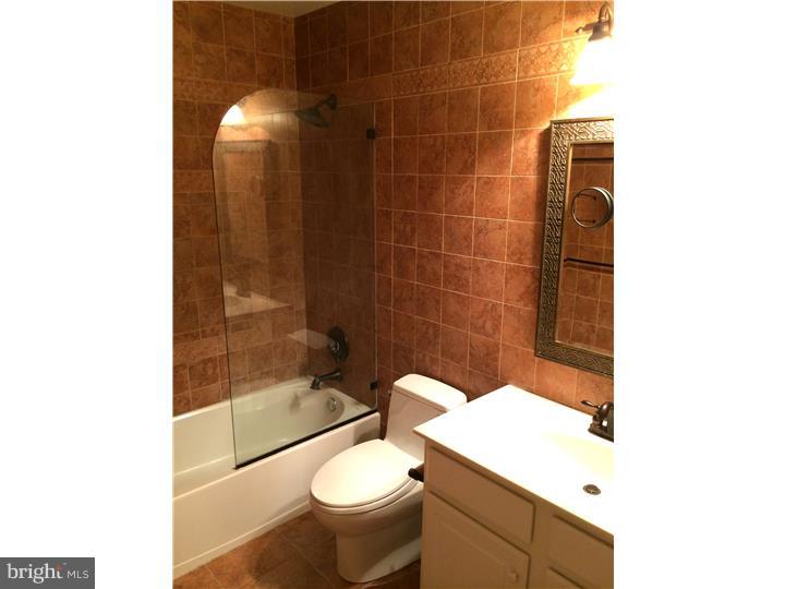 887 Chatfield Road, Unit 7 Warrington, PA 18976 - Photo 13 of 17 Bathroom