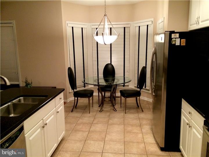 887 Chatfield Road, Unit 7 Warrington, PA 18976 - Photo 8 of 17 Breakfast Room