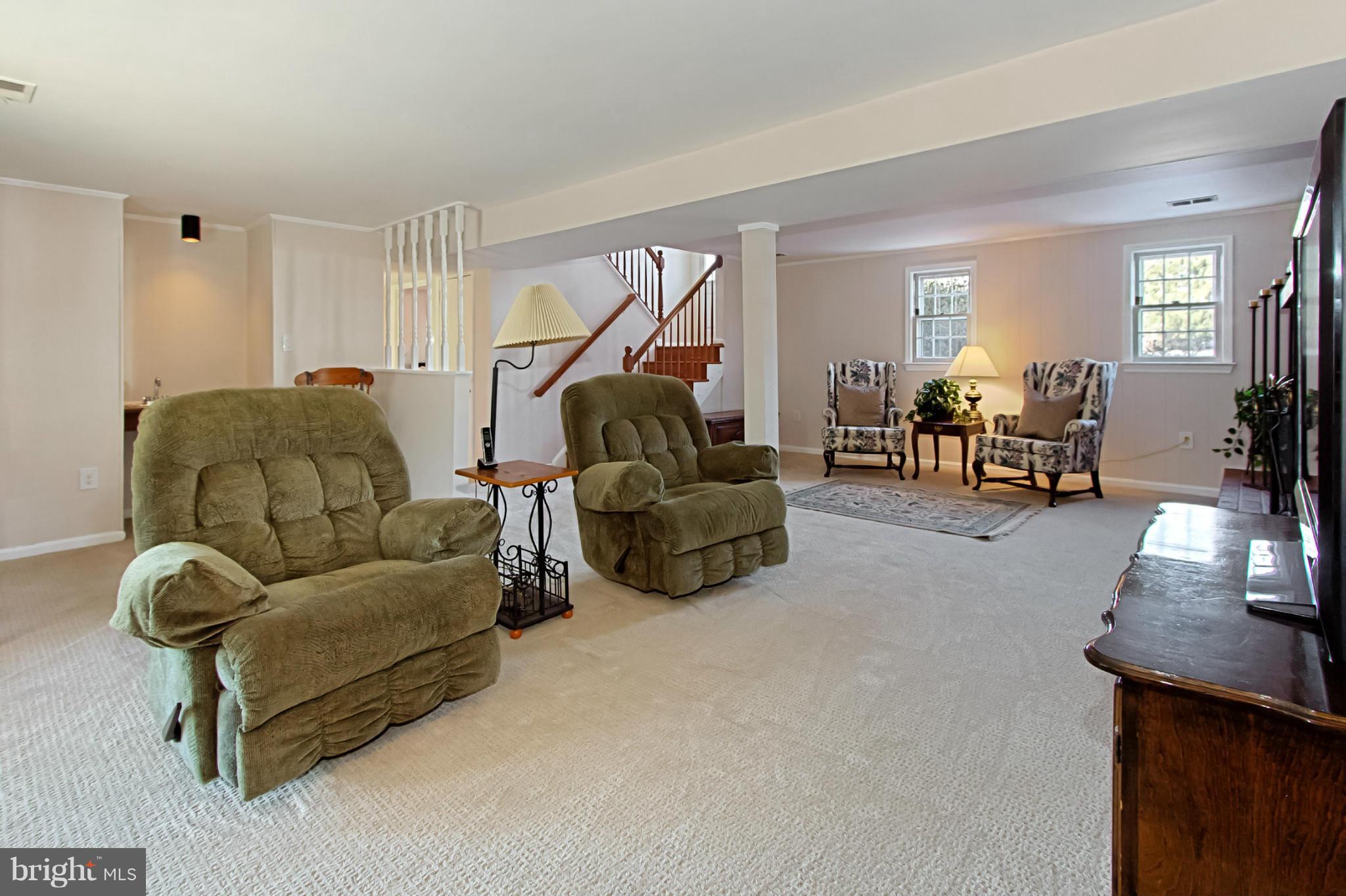 8009 West Point Drive Springfield, VA 22153 - Photo 16 of 21 Interior (General)