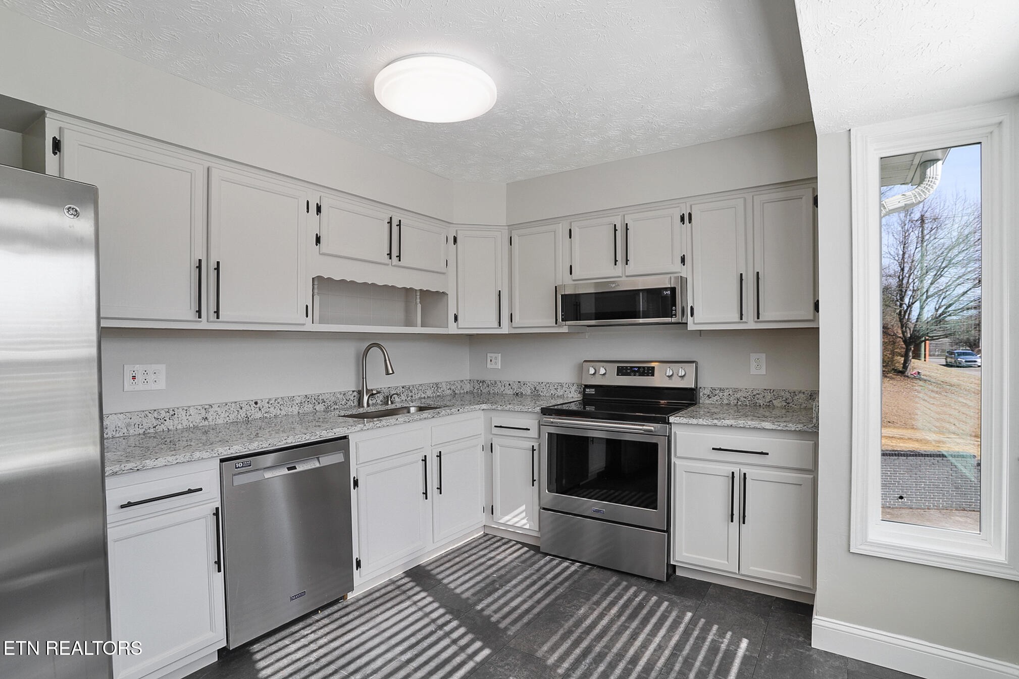 4313 Raj Road Knoxville, TN 37921 - Photo 14 of 49 Gallery Image 14