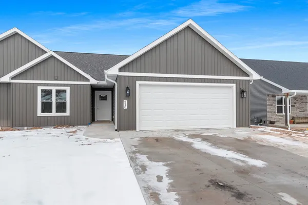 $434,900 | 210 Clubhouse Lane, Kimberly, WI 54136