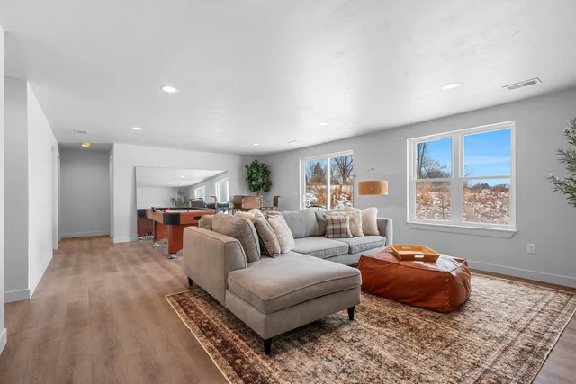 $434,900 | 210 Clubhouse Lane, Kimberly, WI 54136