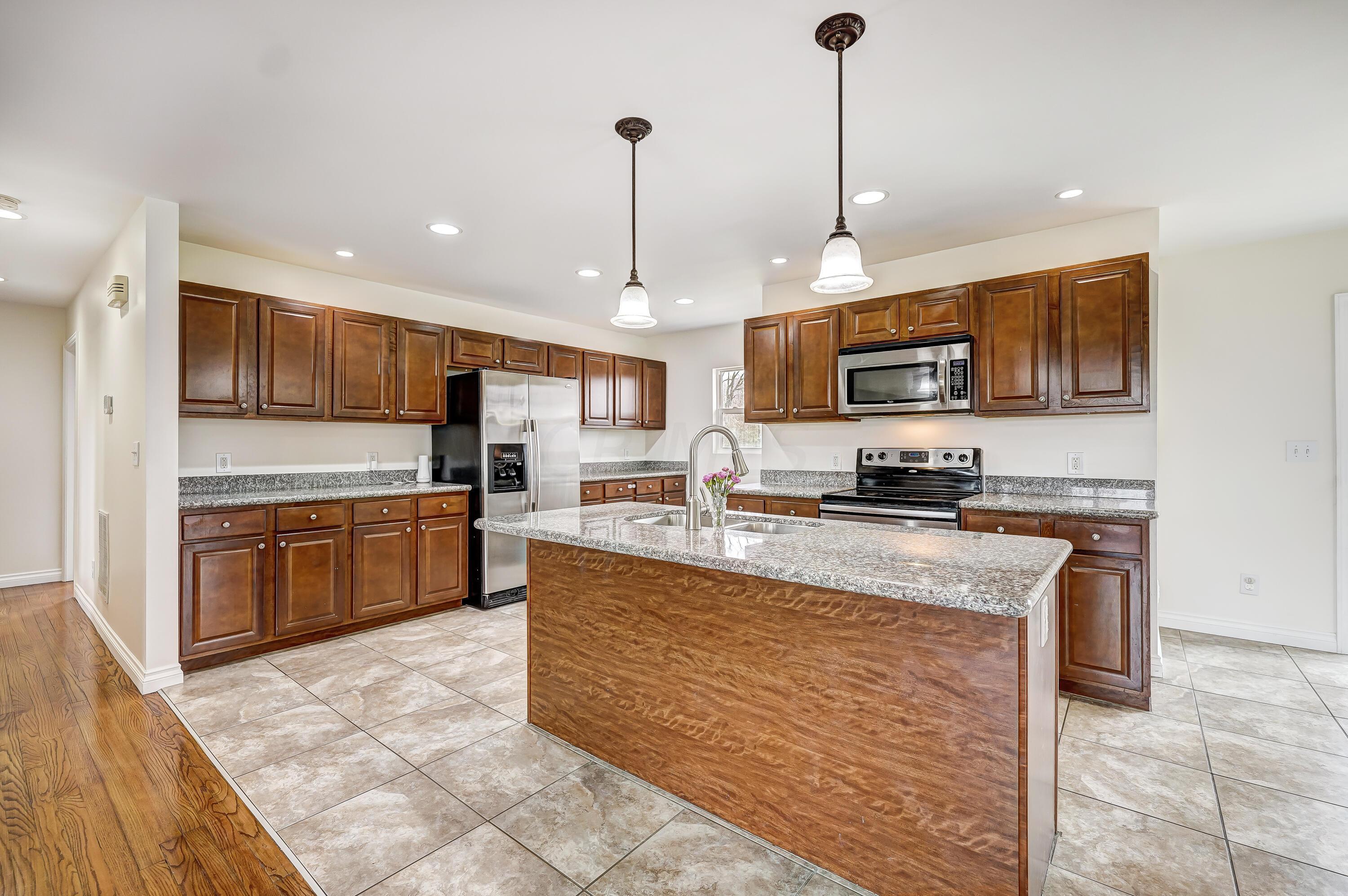 3720 Bunty Station Road Delaware, OH 43015 - Photo 11 of 49 Kitchen