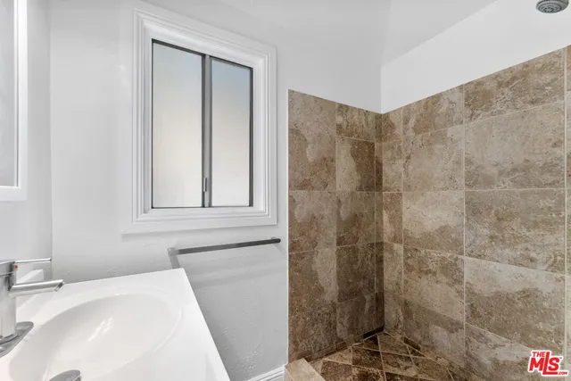 $4,995 | 2723 Ballard Street, Los Angeles, CA 90032