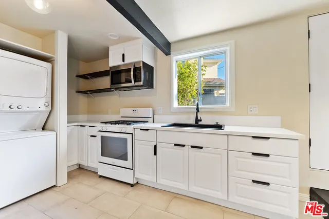 $4,995 | 2723 Ballard Street, Los Angeles, CA 90032