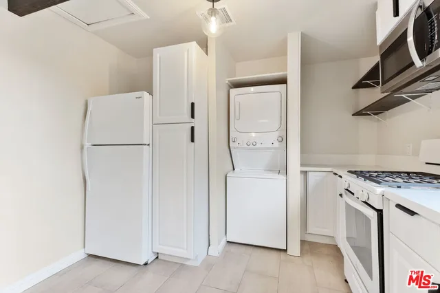 $4,995 | 2723 Ballard Street, Los Angeles, CA 90032