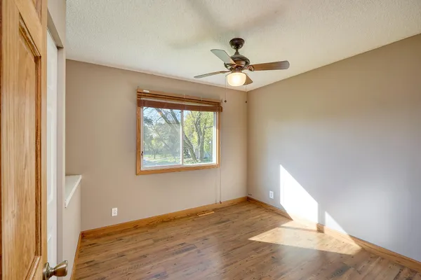 $3,100 | 8106 Dakota Lane, Chanhassen, MN 55317