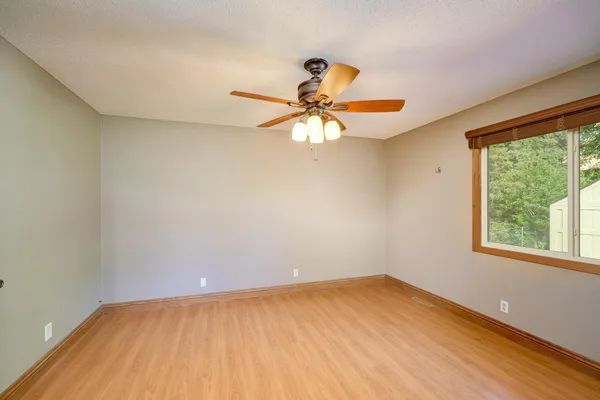 $3,100 | 8106 Dakota Lane, Chanhassen, MN 55317