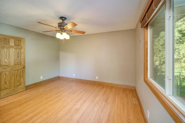 $3,100 | 8106 Dakota Lane, Chanhassen, MN 55317