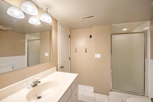 $3,100 | 8106 Dakota Lane, Chanhassen, MN 55317