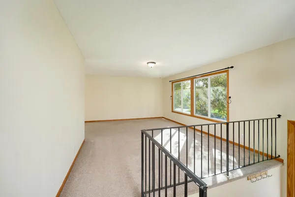 $3,100 | 8106 Dakota Lane, Chanhassen, MN 55317