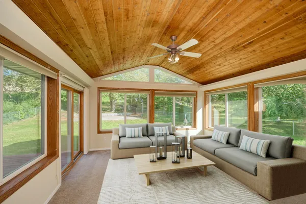 $3,100 | 8106 Dakota Lane, Chanhassen, MN 55317