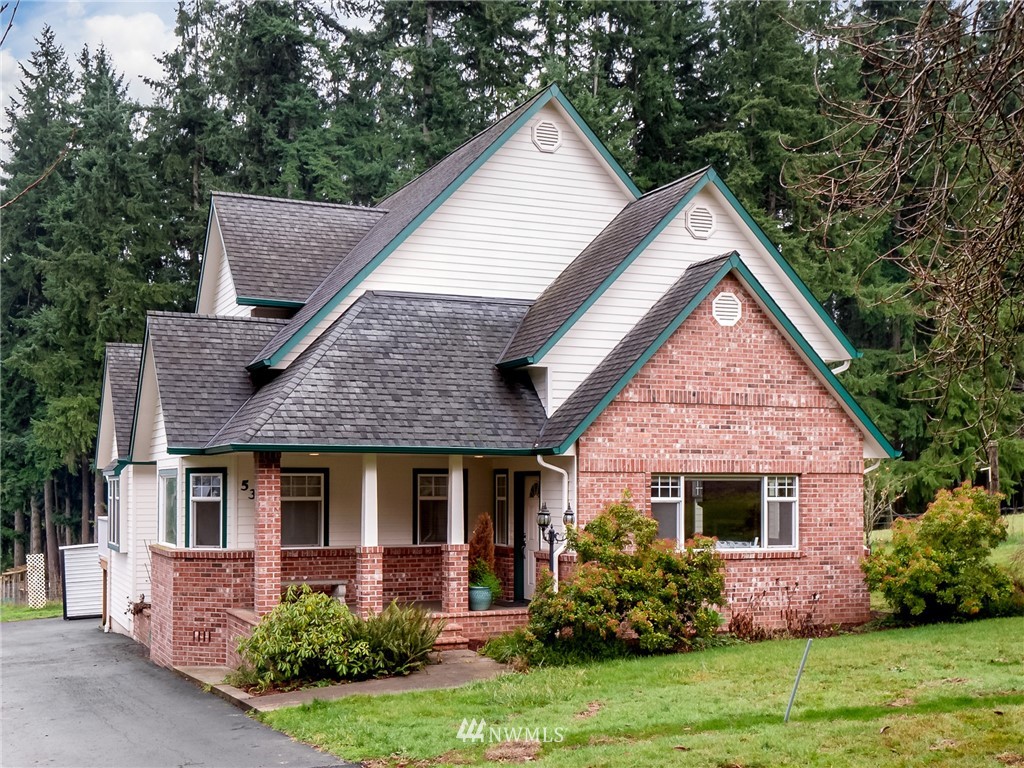 534 Tennessee Road Winlock, WA 98596 - Photo 4 of 40 front view of a house with a yard