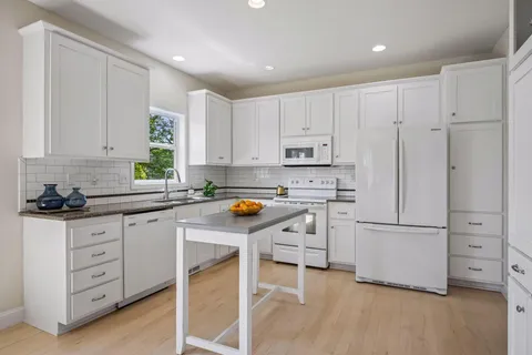 $525,000 | 21221 Foxtail Lane, Rogers, MN 55374