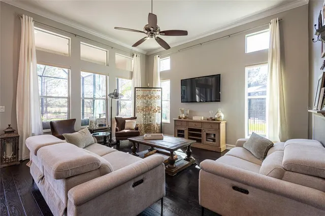 $700,000 | 6615 Current Drive, Apollo Beach, FL 33572