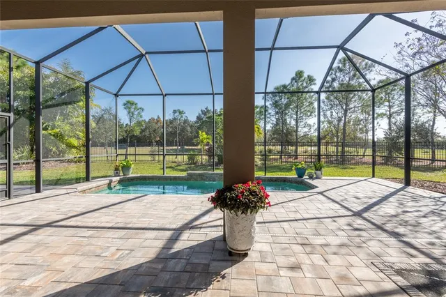 $700,000 | 6615 Current Drive, Apollo Beach, FL 33572