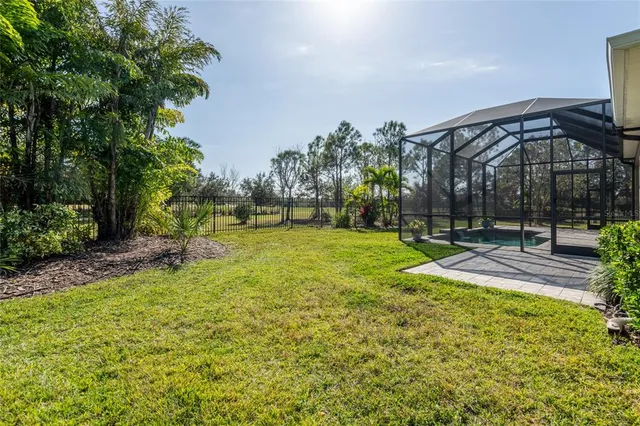 $700,000 | 6615 Current Drive, Apollo Beach, FL 33572