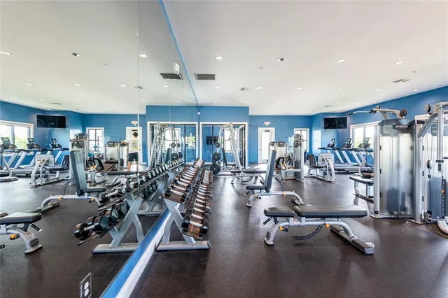 $700,000 | 6615 Current Drive, Apollo Beach, FL 33572