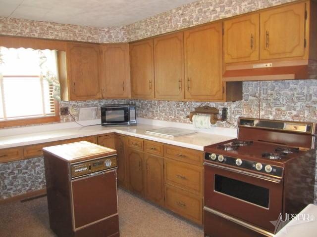 17024 Coldwater Road Huntertown, IN 46748 - Photo 16 of 18