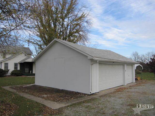 17024 Coldwater Road Huntertown, IN 46748 - Photo 3 of 18