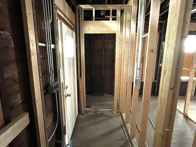 $109,900 | 7821 South Oglesby Avenue, Chicago, IL 60649