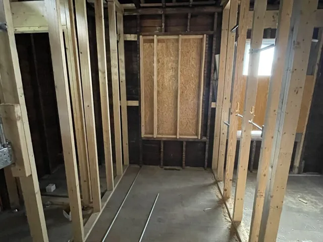 $109,900 | 7821 South Oglesby Avenue, Chicago, IL 60649