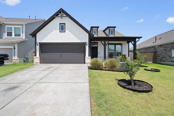 $2,500 | 158 Patrick Herndon Drive, Bastrop, TX 78602