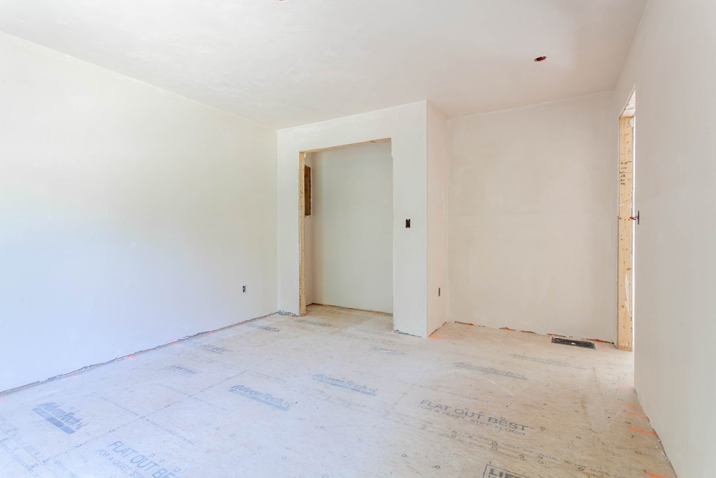 1195 Hill Road Boxborough, MA 01719 - Photo 33 of 38
