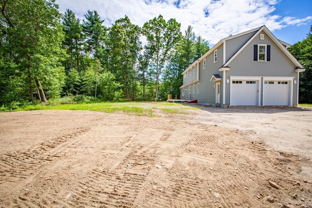 1195 Hill Road Boxborough, MA 01719 - Photo 7 of 38