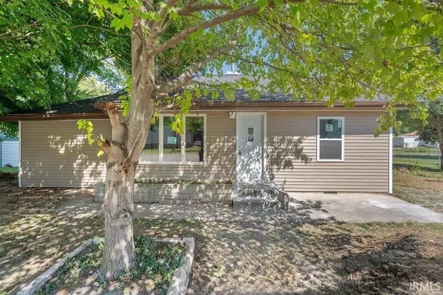 $209,000 | 1914 Woodlawn Avenue, Logansport, IN 46947