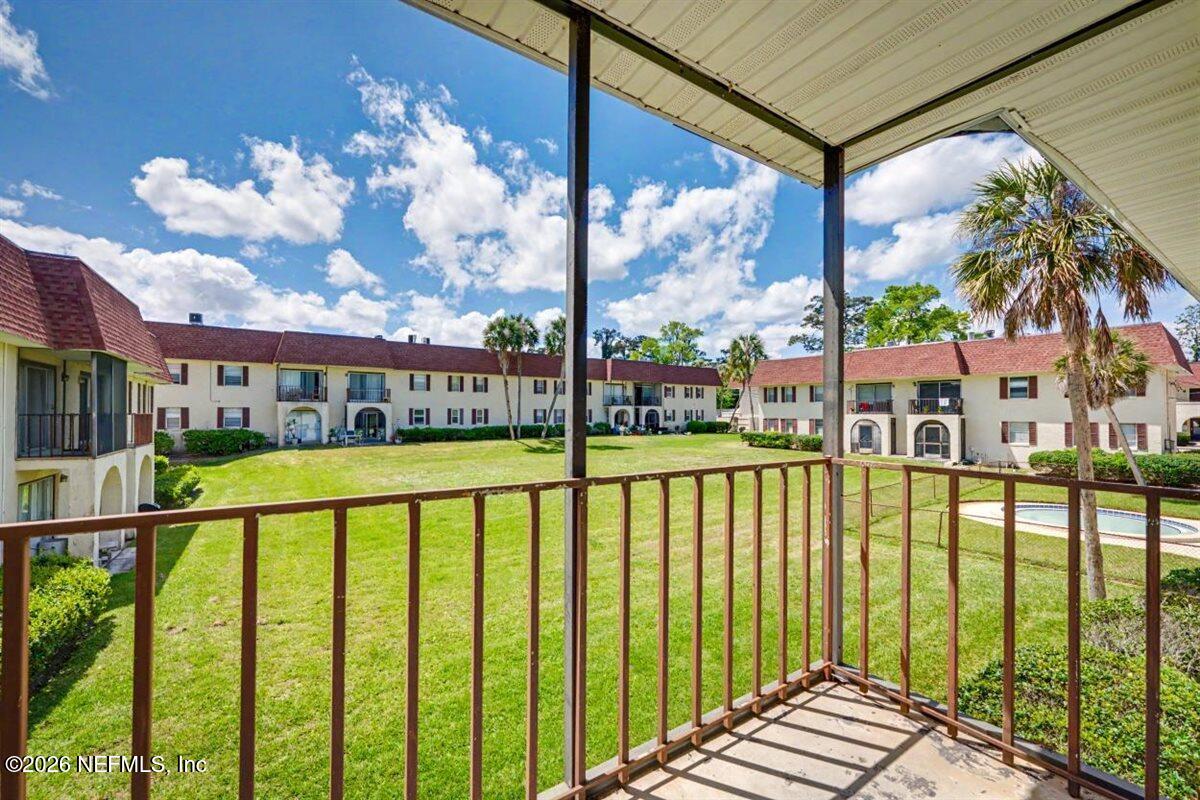 1540 El Prado Road, Unit 4 Jacksonville, FL 32216 - Photo 3 of 14 08-CFREM_1540_El_Prado_Rd_Unit_4_Jackson
