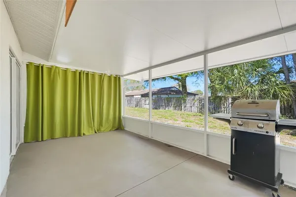 $2,000 | 30024 Tavares Ridge Boulevard, Unit 62, Tavares, FL 32778