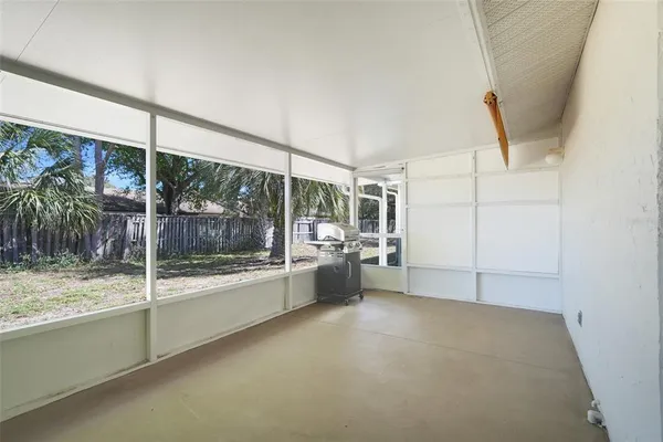 $2,000 | 30024 Tavares Ridge Boulevard, Unit 62, Tavares, FL 32778