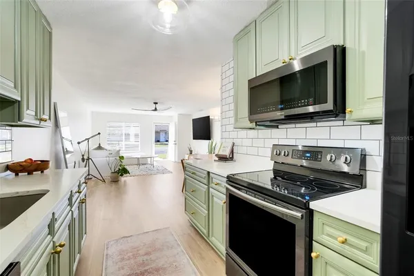 $2,000 | 30024 Tavares Ridge Boulevard, Unit 62, Tavares, FL 32778