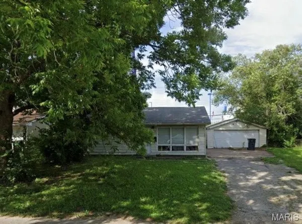 $32,000 | 1617 Armand Drive, Cahokia, IL 62206