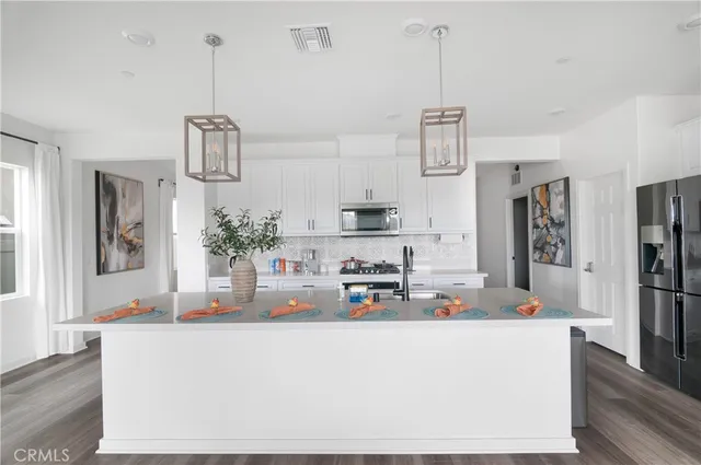 $669,000 | 45033 Starina Street, Lake Elsinore, CA 92532