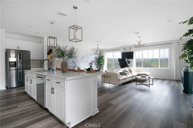 $669,000 | 45033 Starina Street, Lake Elsinore, CA 92532