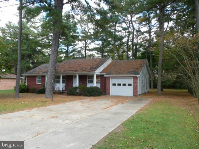 8 Algonquin Road Cambridge, MD 21613 - Photo 14 of 14 Exterior (Front)