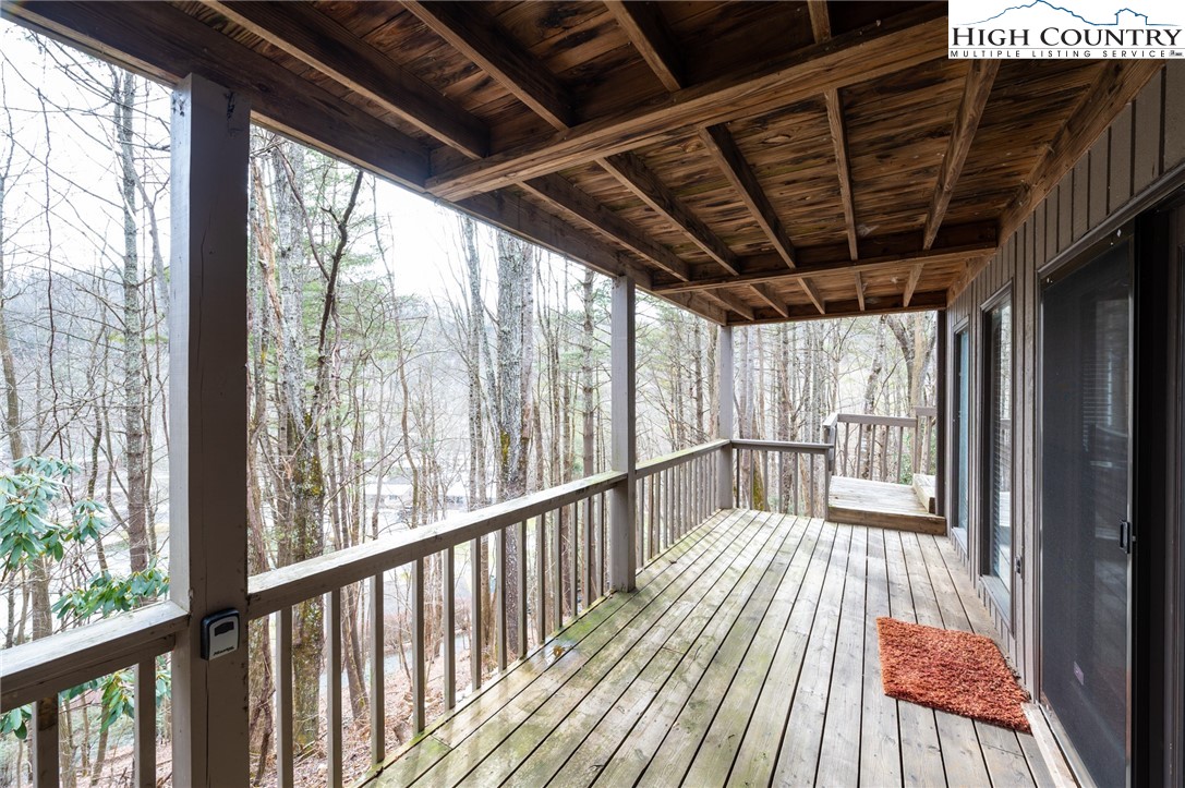 188 The Overlook Road, Unit 1 Banner Elk, NC 28604 - Photo 11 of 13 Gallery Image 11