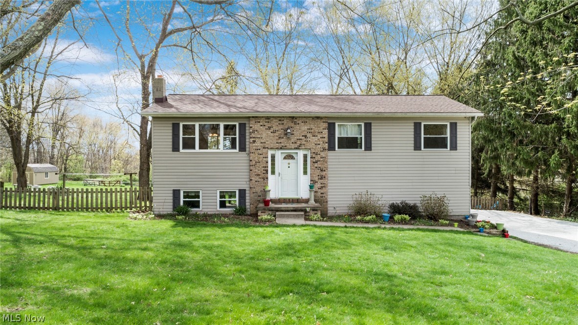 6188 Grove Road Clinton, OH 44216 - Photo 2 of 34
