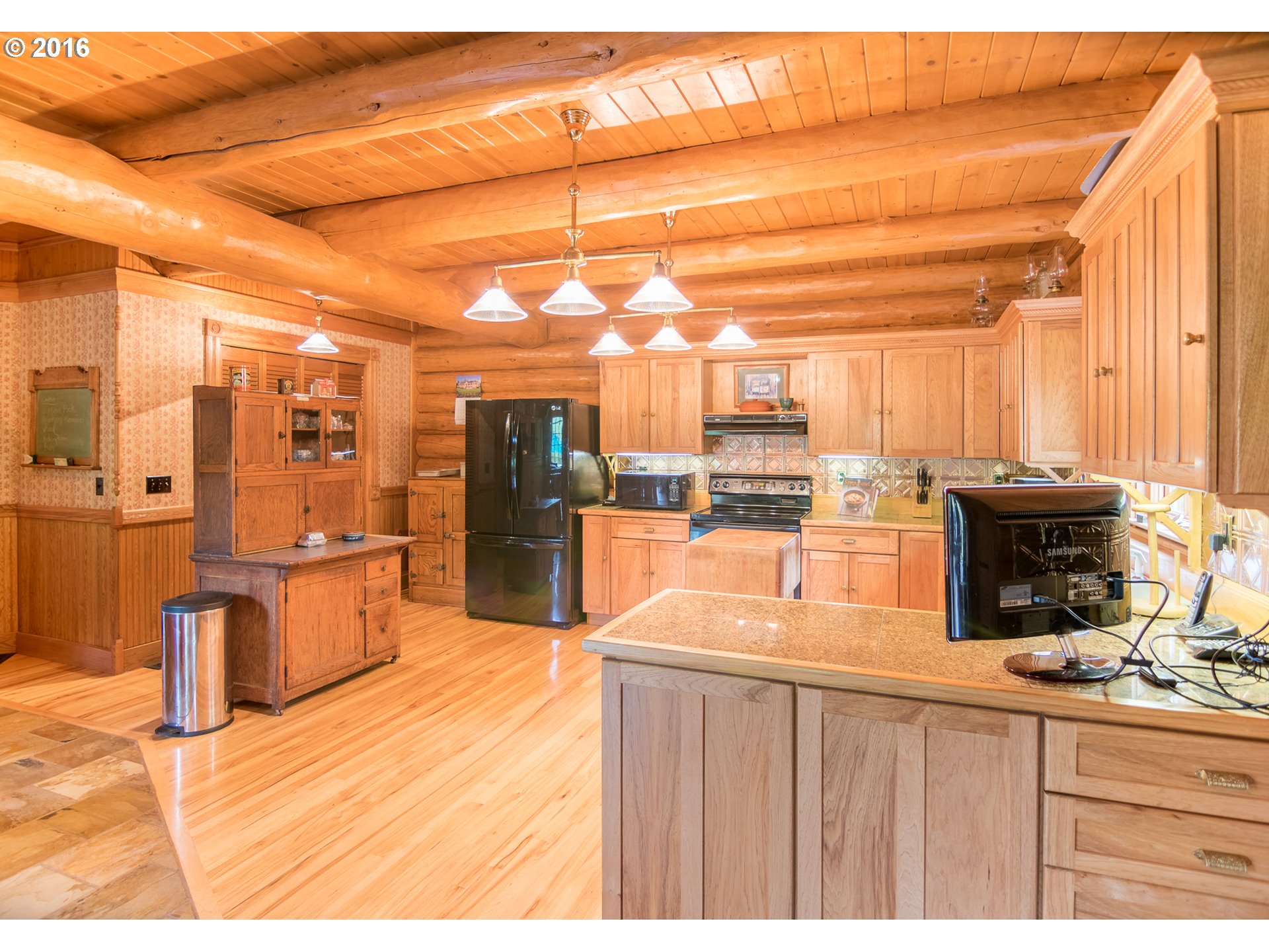23270 Southwest Schmeltzer Road Sherwood, OR 97140 - Photo 20 of 32 Gallery Image 20