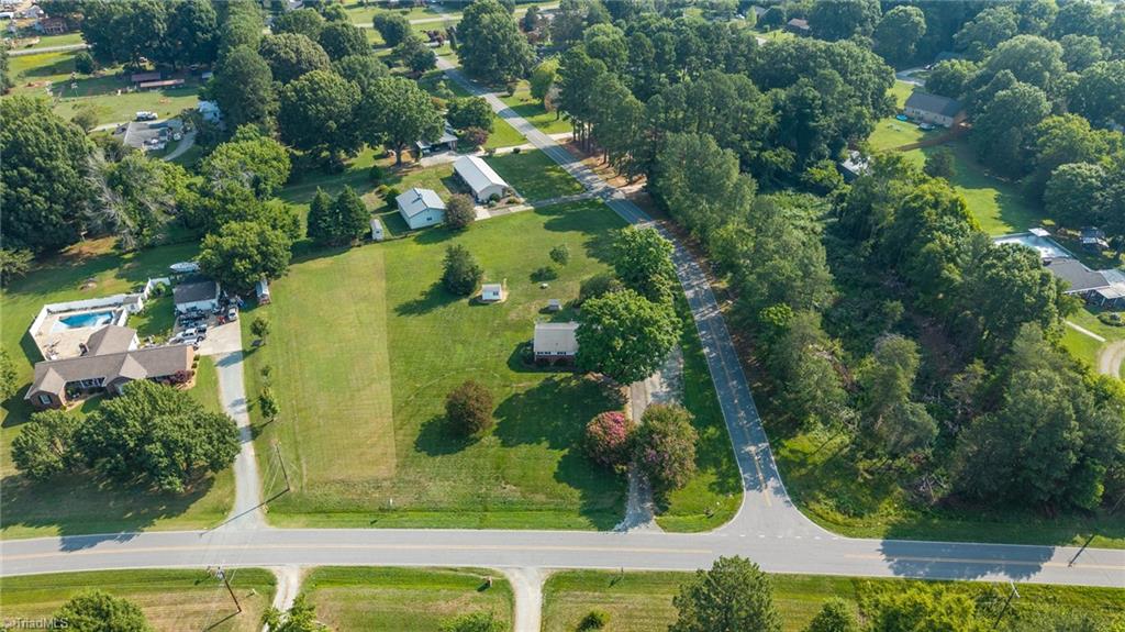 264 Dixon Road Graham, NC 27253 - Photo 18 of 21 Gallery Image 18
