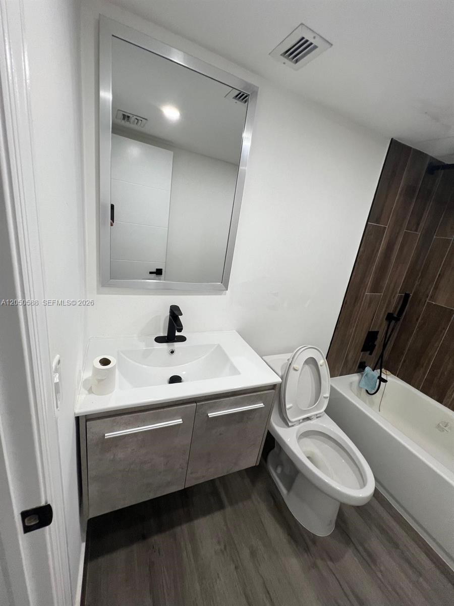 4111 Stirling Road, Unit 209 Fort Lauderdale, FL 33314 - Photo 10 of 18