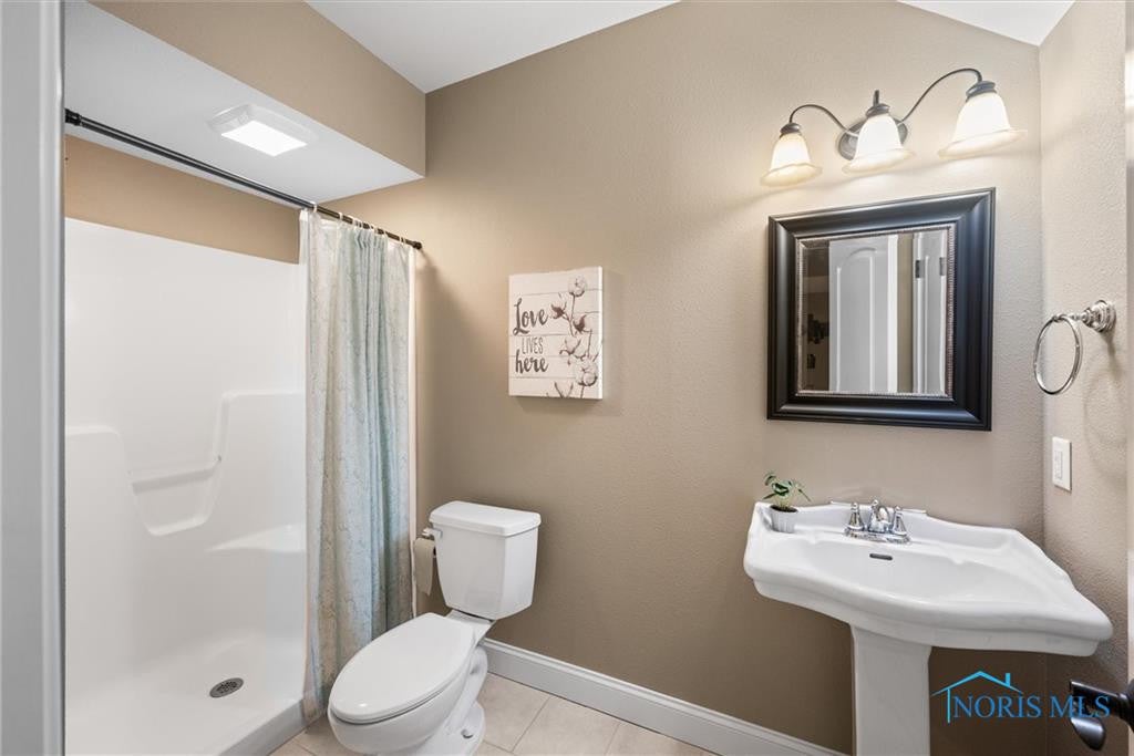 26017 Seminary Road Perrysburg, OH 43551 - Photo 44 of 49 Gallery Image 44