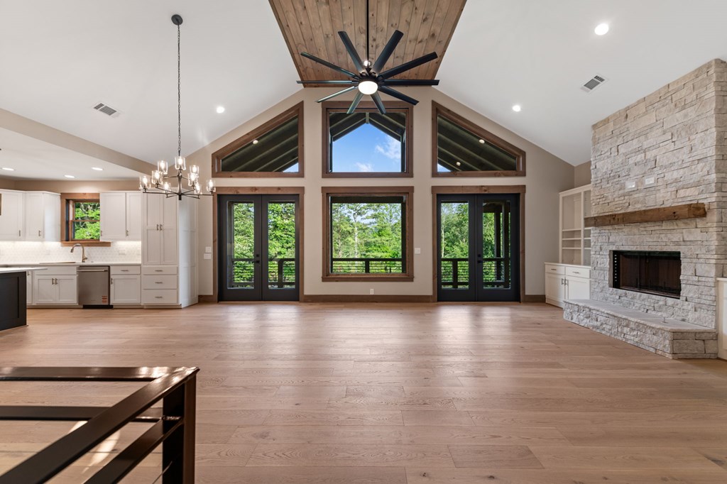 287 State Street Blue Ridge, GA 30513 - Photo 2 of 117