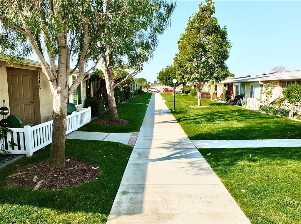 1560 Homewood Road, Unit 114L Seal Beach, CA 90740 - Photo 41 of 53
