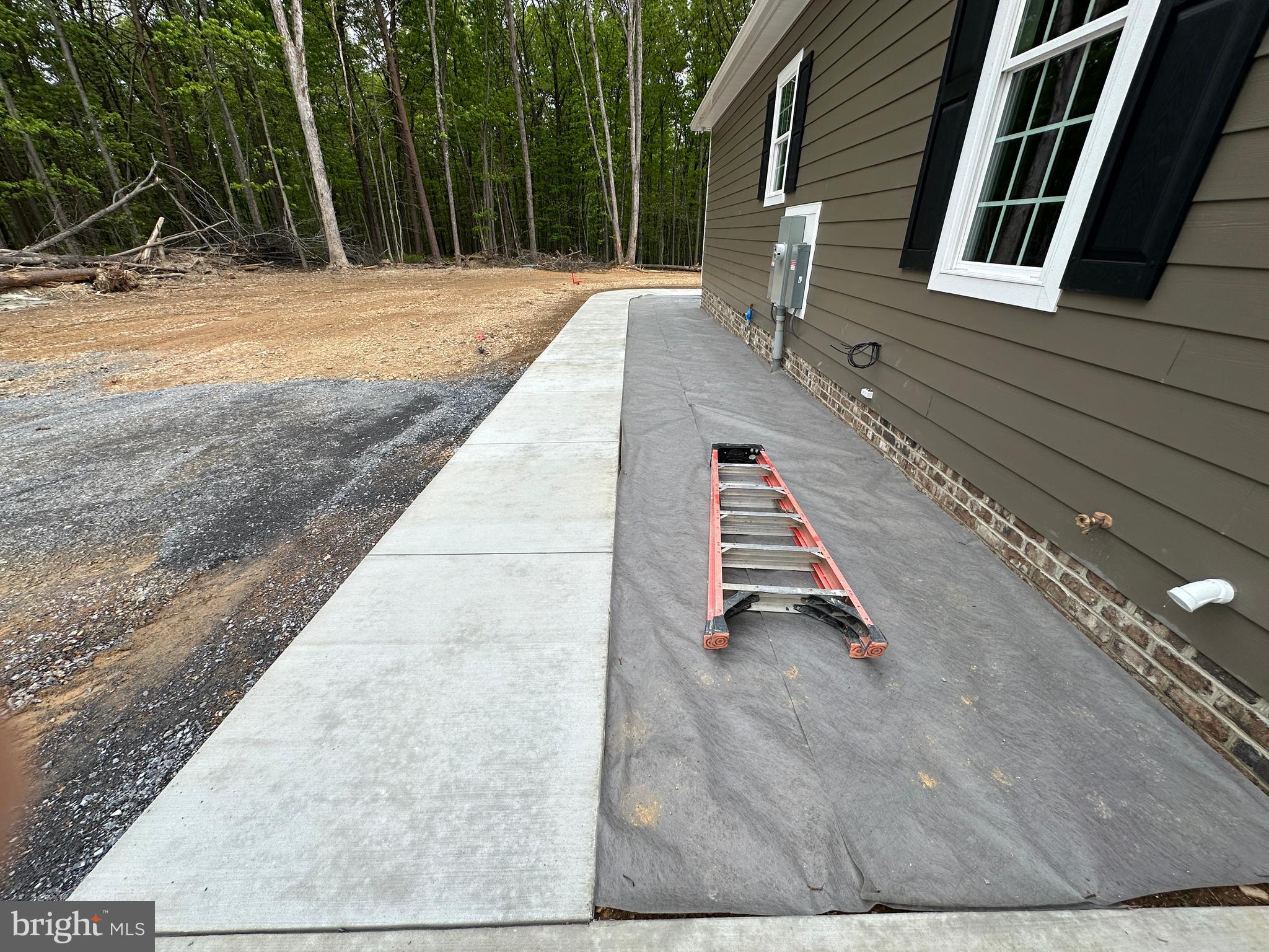 2225 Cedar Grove Road Winchester, VA 22603 - Photo 16 of 96 5-9-26